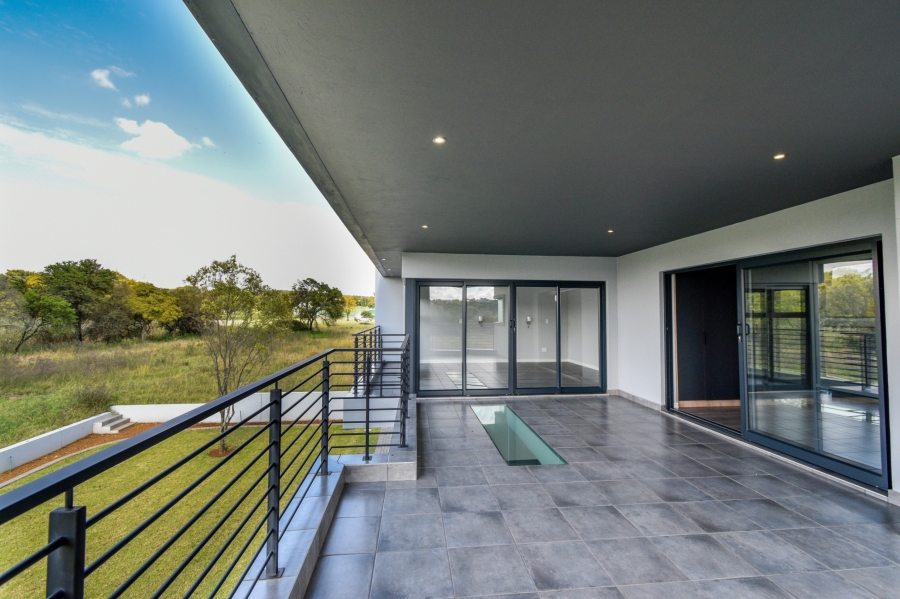 4 Bedroom Property for Sale in Waterlake Farm Lifestyle Estate Gauteng