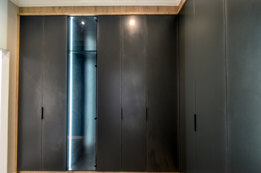 4 Bedroom Property for Sale in Waterlake Farm Lifestyle Estate Gauteng