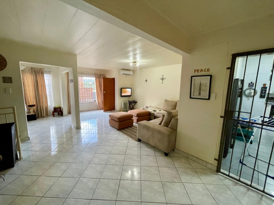 3 Bedroom Property for Sale in Monument Park Gauteng