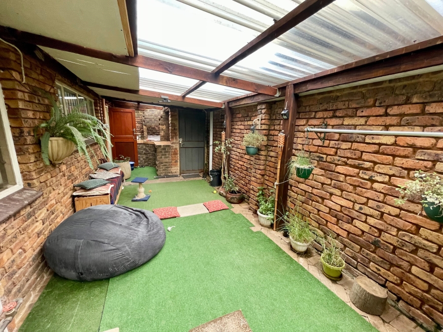 3 Bedroom Property for Sale in Monument Park Gauteng