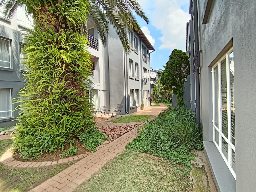 3 Bedroom Property for Sale in Verwoerdpark Gauteng