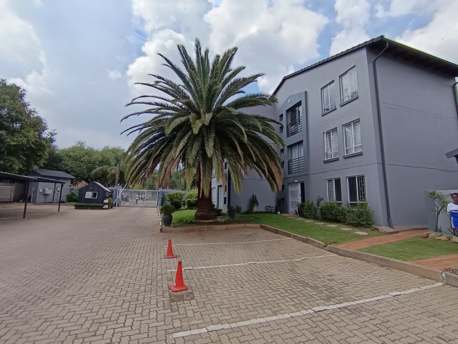 3 Bedroom Property for Sale in Verwoerdpark Gauteng