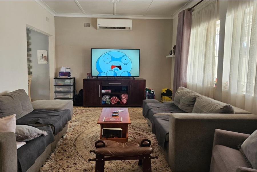 3 Bedroom Property for Sale in Linmeyer Gauteng