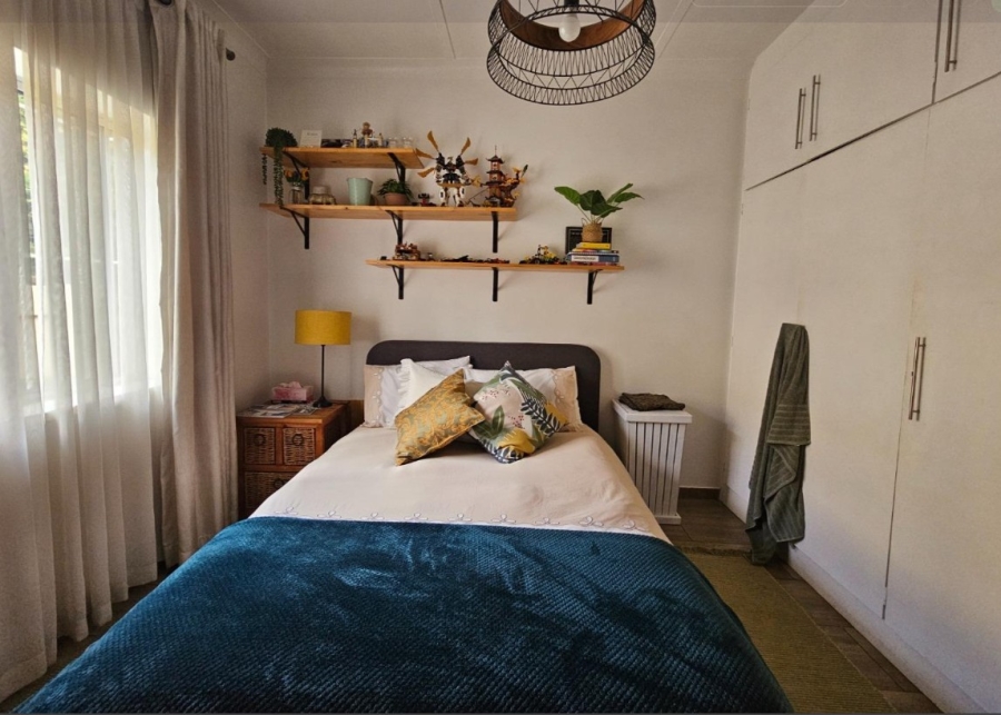 3 Bedroom Property for Sale in Linmeyer Gauteng