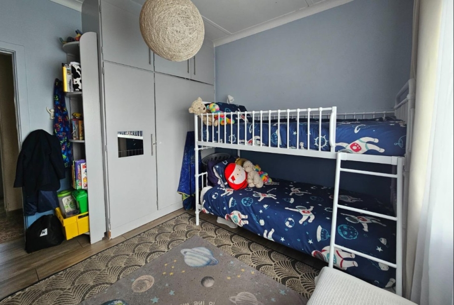 3 Bedroom Property for Sale in Linmeyer Gauteng