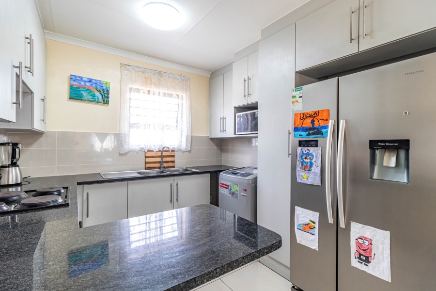 3 Bedroom Property for Sale in Parkrand Gauteng