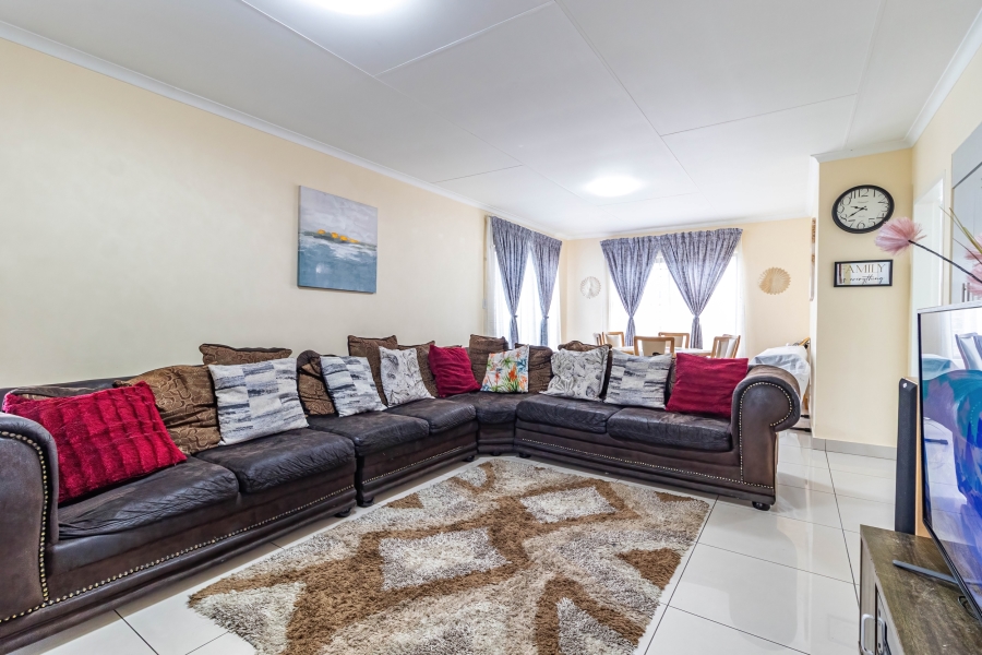 3 Bedroom Property for Sale in Parkrand Gauteng