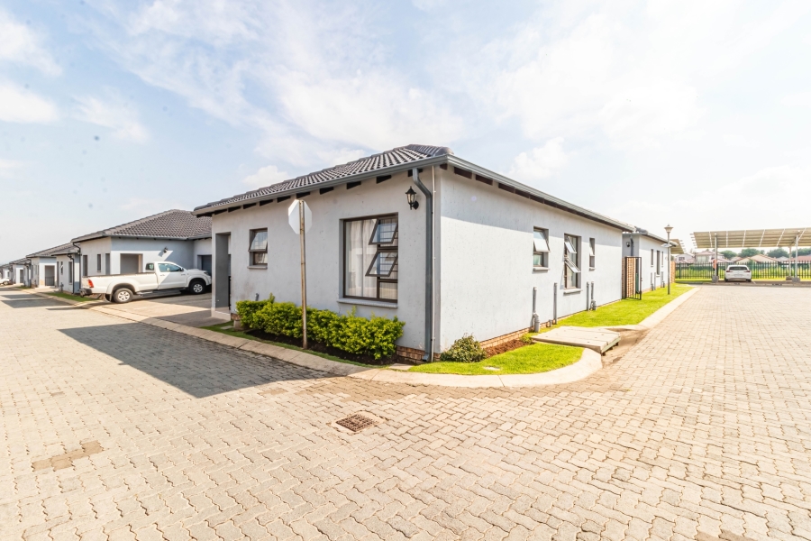 3 Bedroom Property for Sale in Parkrand Gauteng