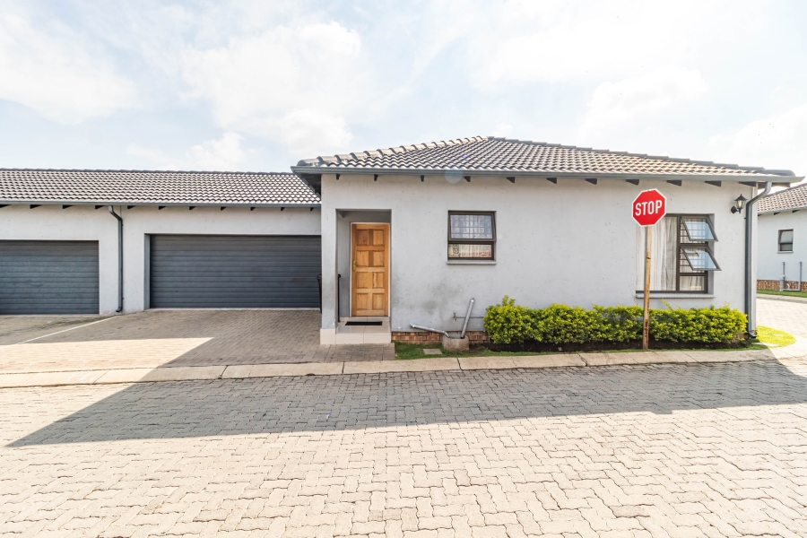 3 Bedroom Property for Sale in Parkrand Gauteng
