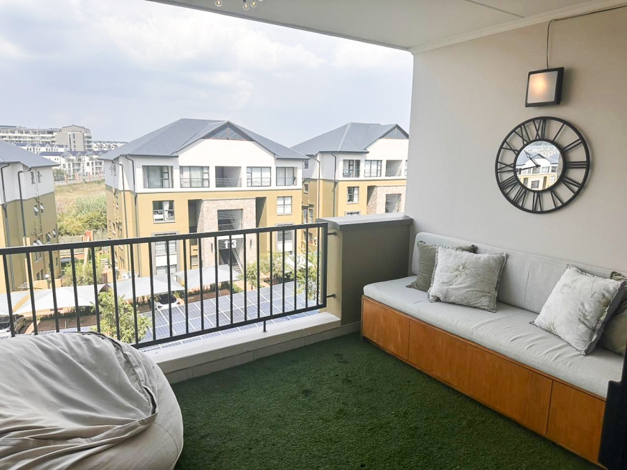 To Let 2 Bedroom Property for Rent in Waterfall Gauteng