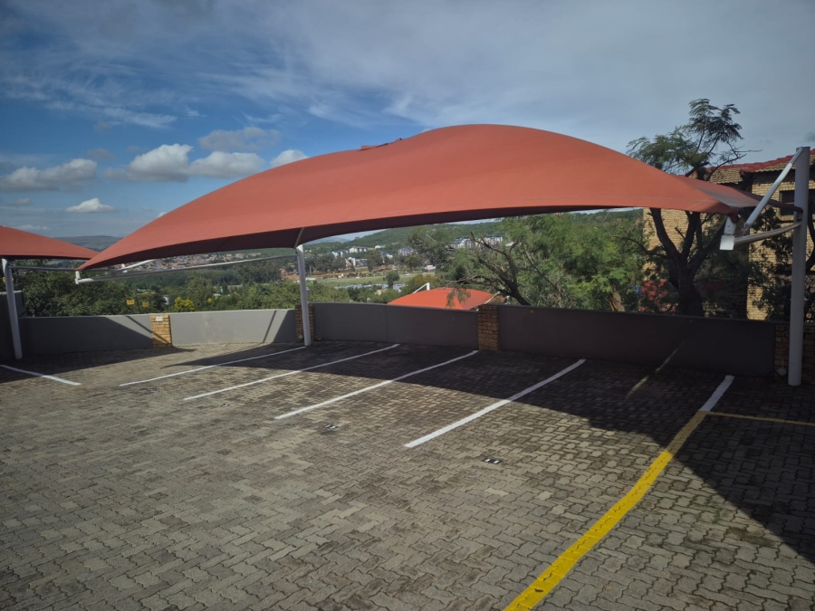 2 Bedroom Property for Sale in Mulbarton Gauteng