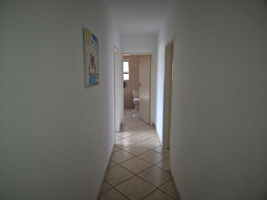 2 Bedroom Property for Sale in Mulbarton Gauteng