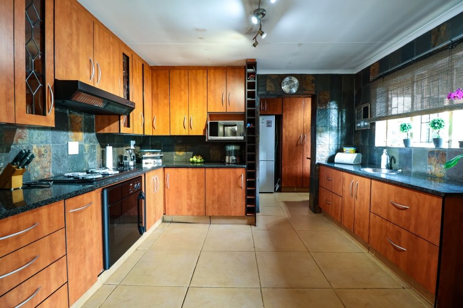 3 Bedroom Property for Sale in Wierda Park Gauteng