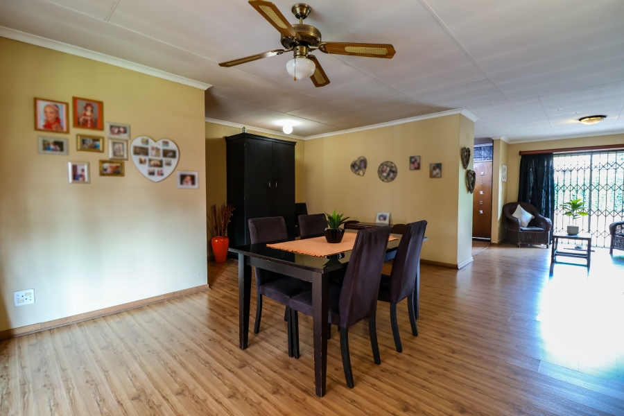 3 Bedroom Property for Sale in Wierda Park Gauteng