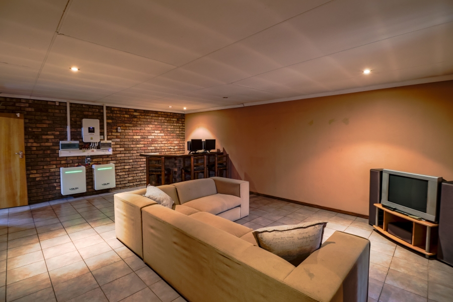 3 Bedroom Property for Sale in Wierda Park Gauteng