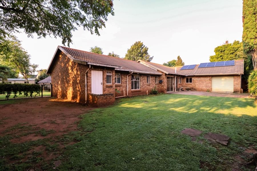 3 Bedroom Property for Sale in Wierda Park Gauteng