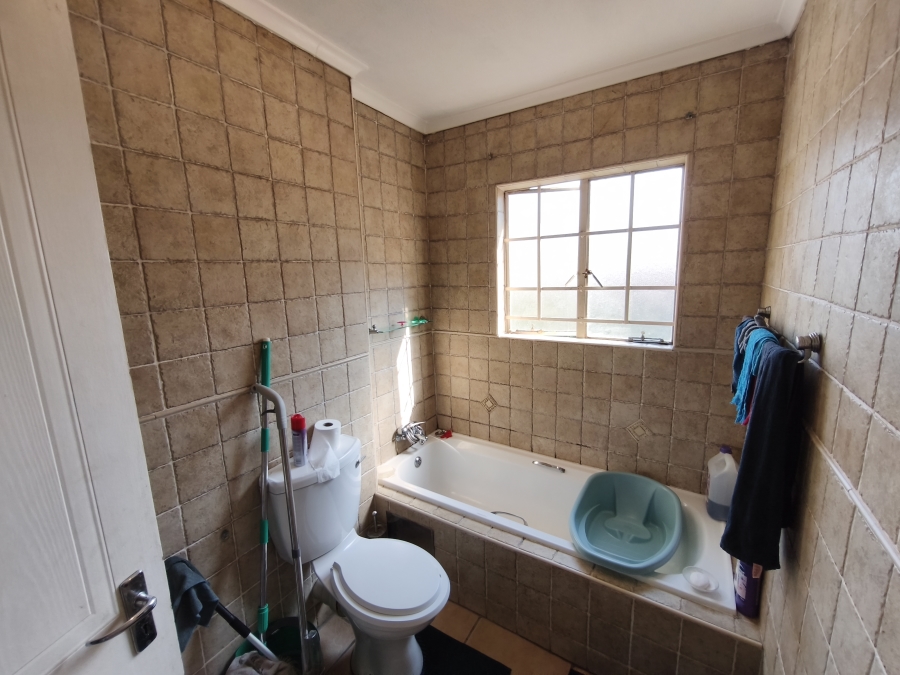 3 Bedroom Property for Sale in Castleview Gauteng