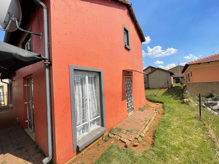 2 Bedroom Property for Sale in Vanderbijlpark CE 7 Gauteng