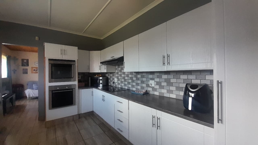 3 Bedroom Property for Sale in Ferryvale Gauteng