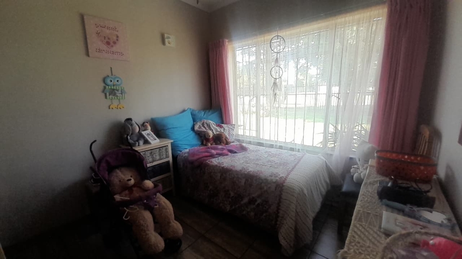 3 Bedroom Property for Sale in Ferryvale Gauteng