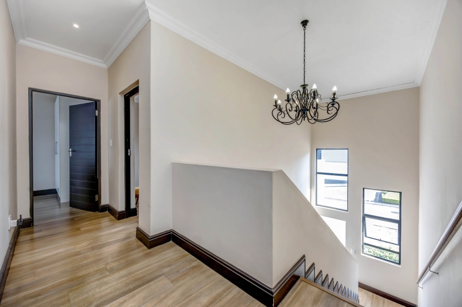 4 Bedroom Property for Sale in Broadacres Gauteng