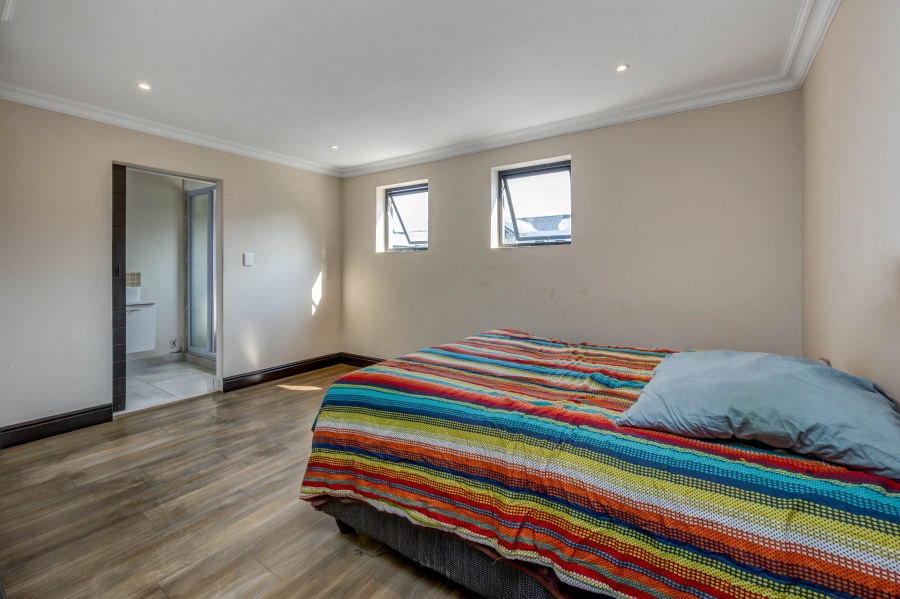 4 Bedroom Property for Sale in Broadacres Gauteng