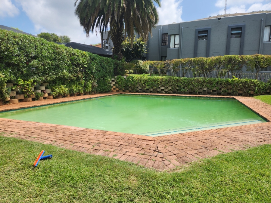 1 Bedroom Property for Sale in Bruma Gauteng