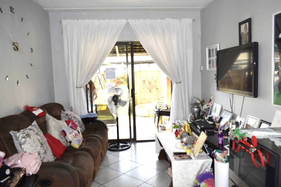 2 Bedroom Property for Sale in Parkrand Gauteng