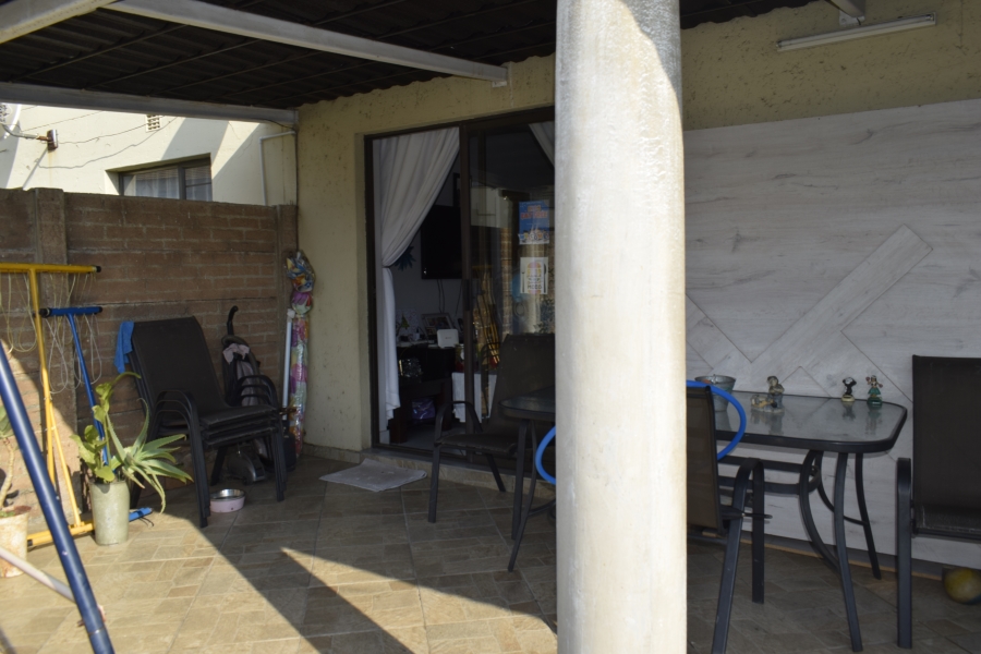 2 Bedroom Property for Sale in Parkrand Gauteng