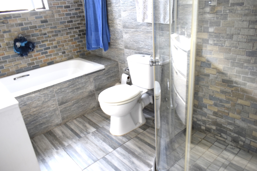 2 Bedroom Property for Sale in Parkrand Gauteng