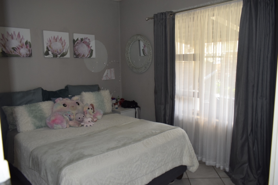 2 Bedroom Property for Sale in Parkrand Gauteng