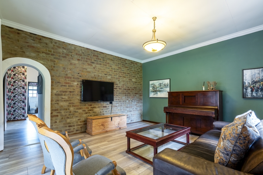 4 Bedroom Property for Sale in Die Wilgers Gauteng