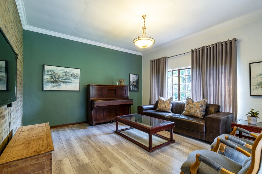 4 Bedroom Property for Sale in Die Wilgers Gauteng