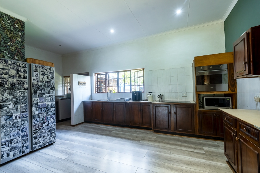 4 Bedroom Property for Sale in Die Wilgers Gauteng