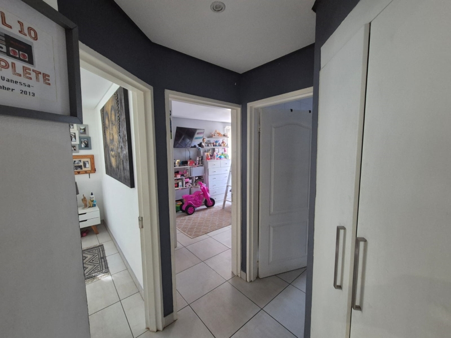 2 Bedroom Property for Sale in Bassonia Gauteng