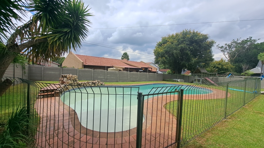 To Let 3 Bedroom Property for Rent in Randpark Ridge Gauteng