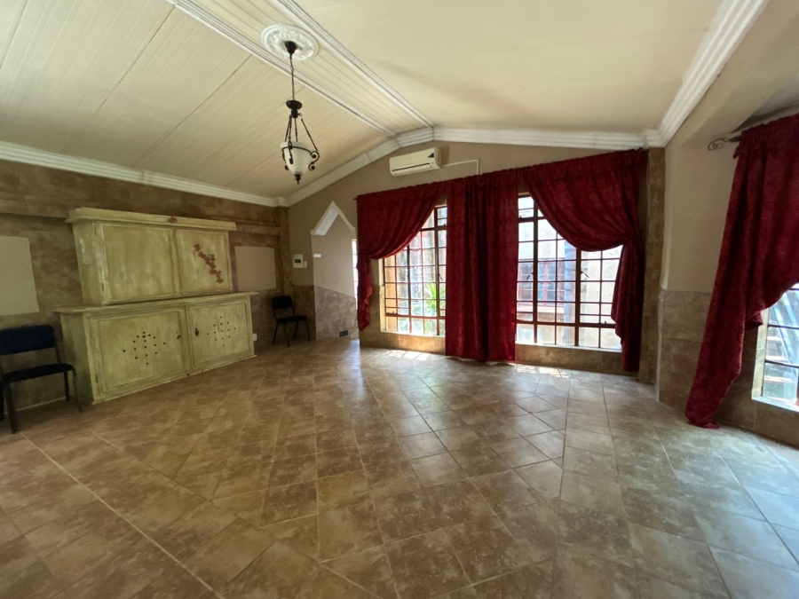 Commercial Property for Sale in Kameeldrift West Gauteng