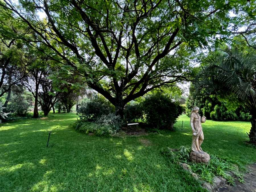 Commercial Property for Sale in Kameeldrift West Gauteng