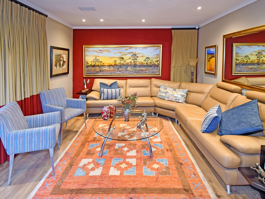 4 Bedroom Property for Sale in Sandhurst Gauteng