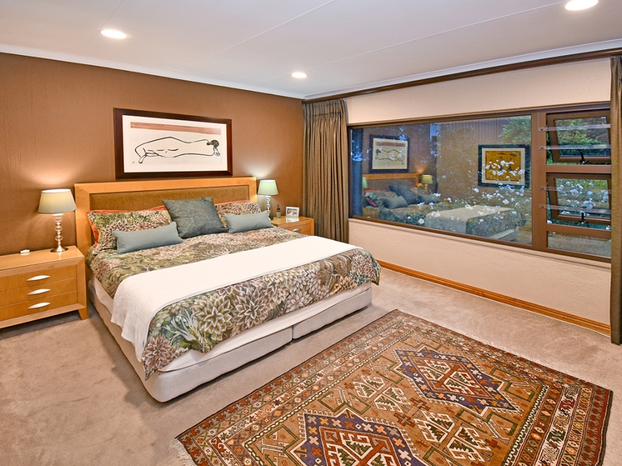 4 Bedroom Property for Sale in Sandhurst Gauteng