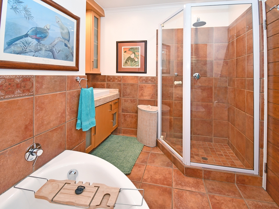 4 Bedroom Property for Sale in Sandhurst Gauteng