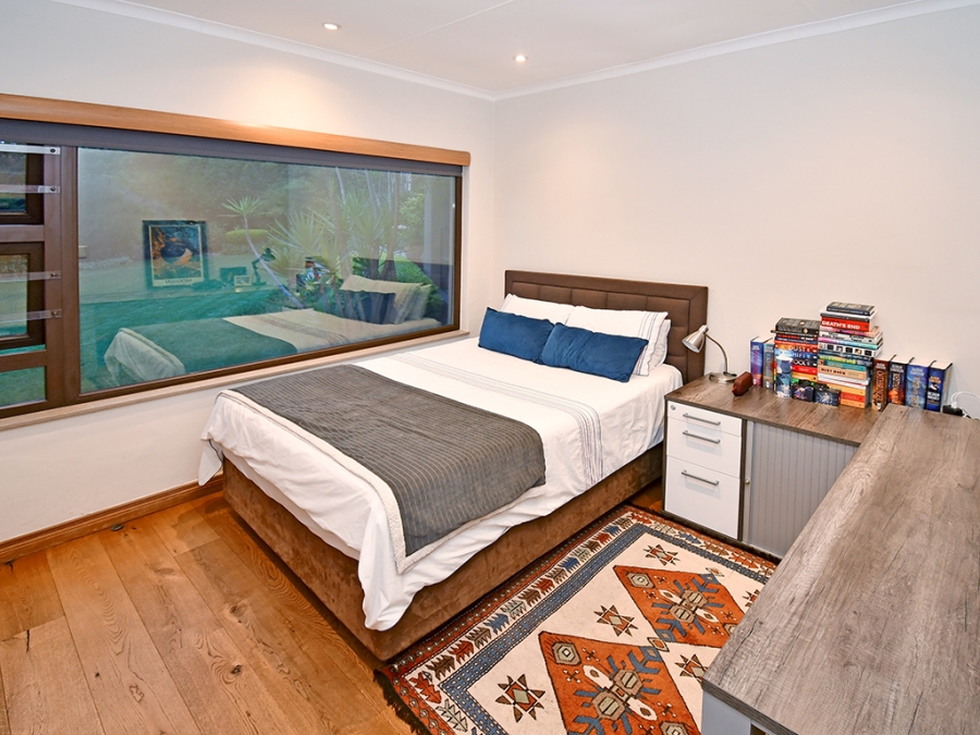 4 Bedroom Property for Sale in Sandhurst Gauteng