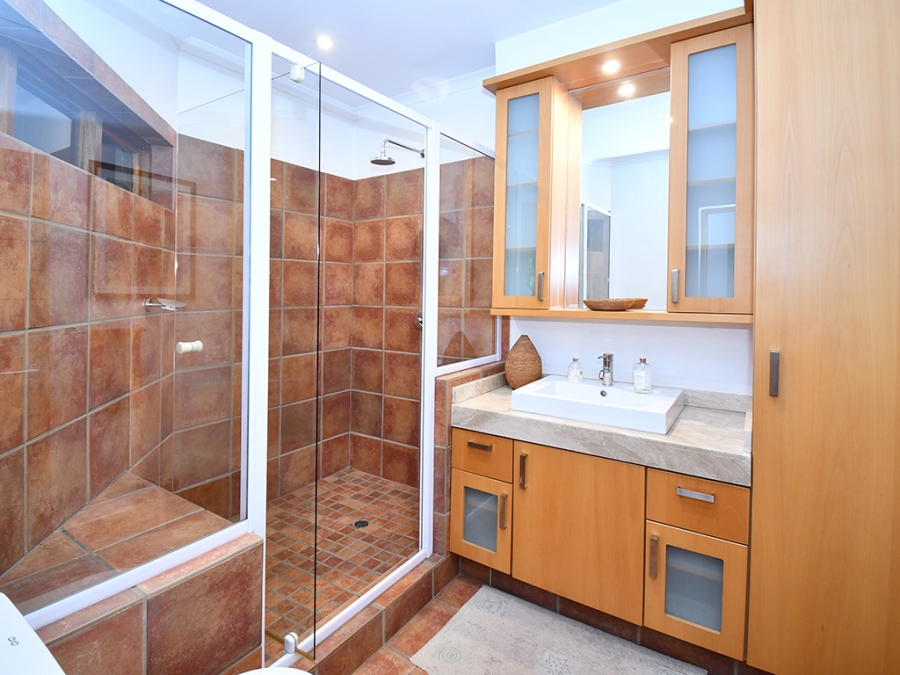 4 Bedroom Property for Sale in Sandhurst Gauteng