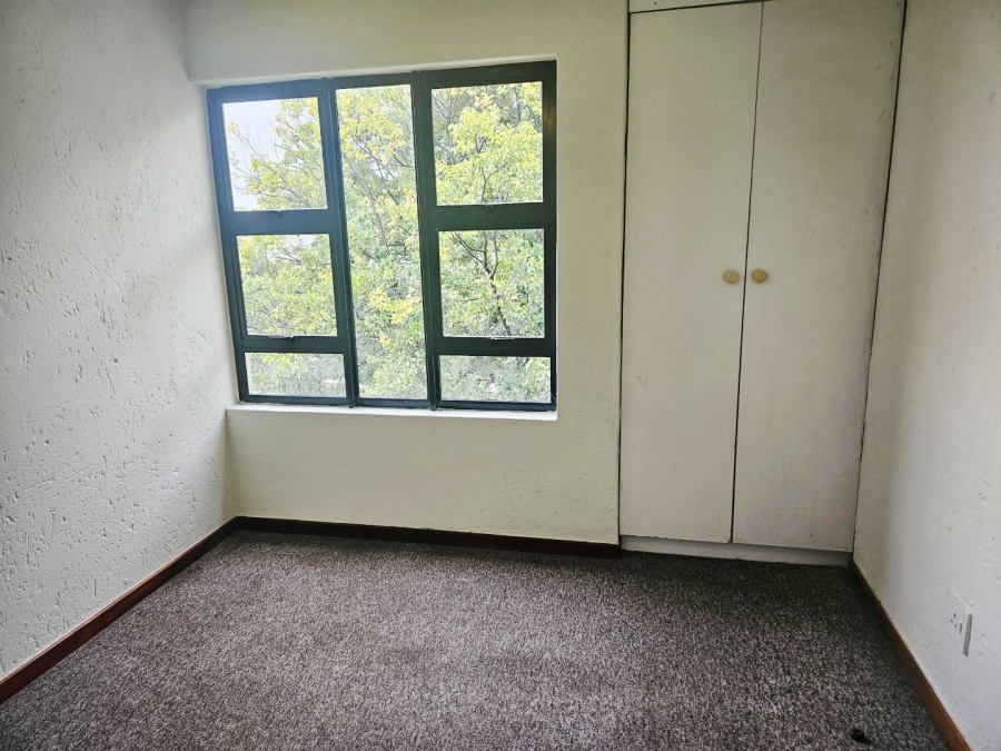 To Let 1 Bedroom Property for Rent in Eltonhill Gauteng