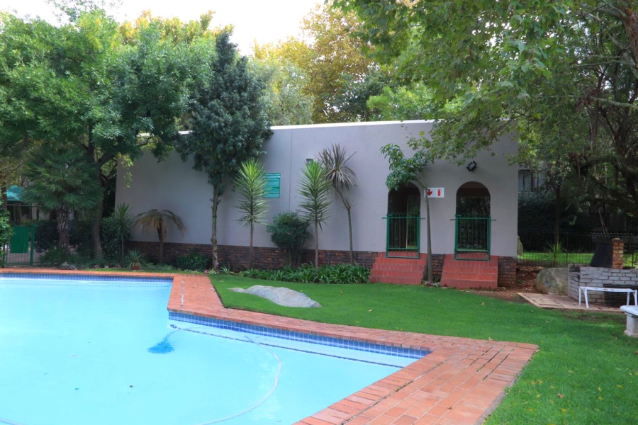 To Let 1 Bedroom Property for Rent in Eltonhill Gauteng