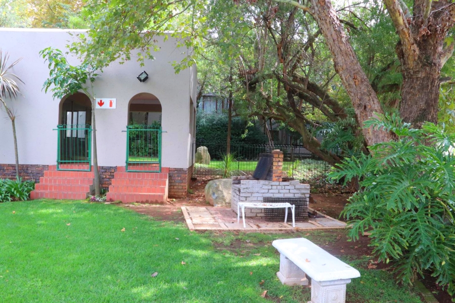 To Let 1 Bedroom Property for Rent in Eltonhill Gauteng