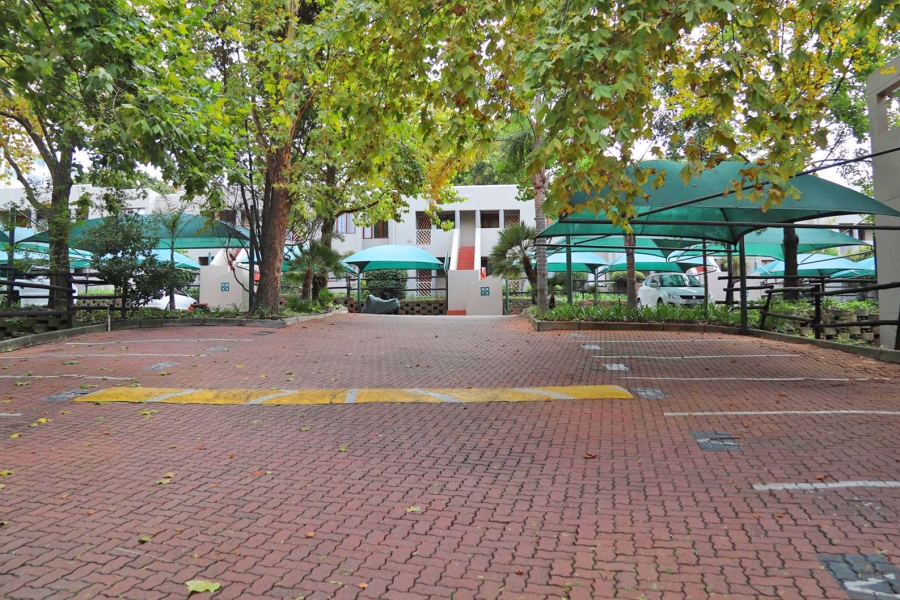 To Let 1 Bedroom Property for Rent in Eltonhill Gauteng