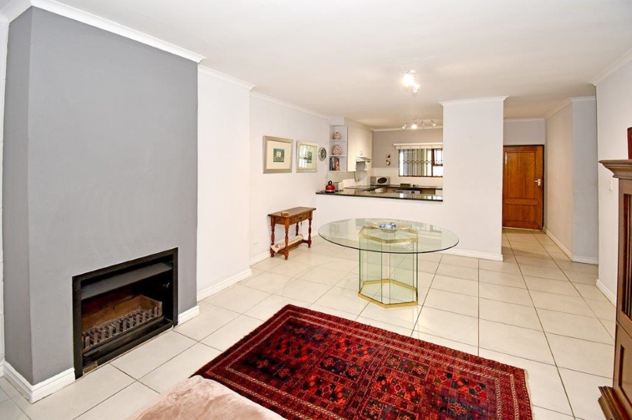 2 Bedroom Property for Sale in Atholl Gauteng