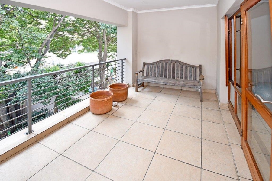 2 Bedroom Property for Sale in Atholl Gauteng