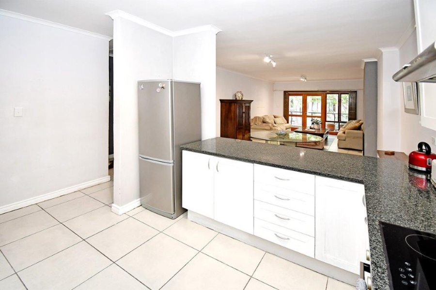 2 Bedroom Property for Sale in Atholl Gauteng